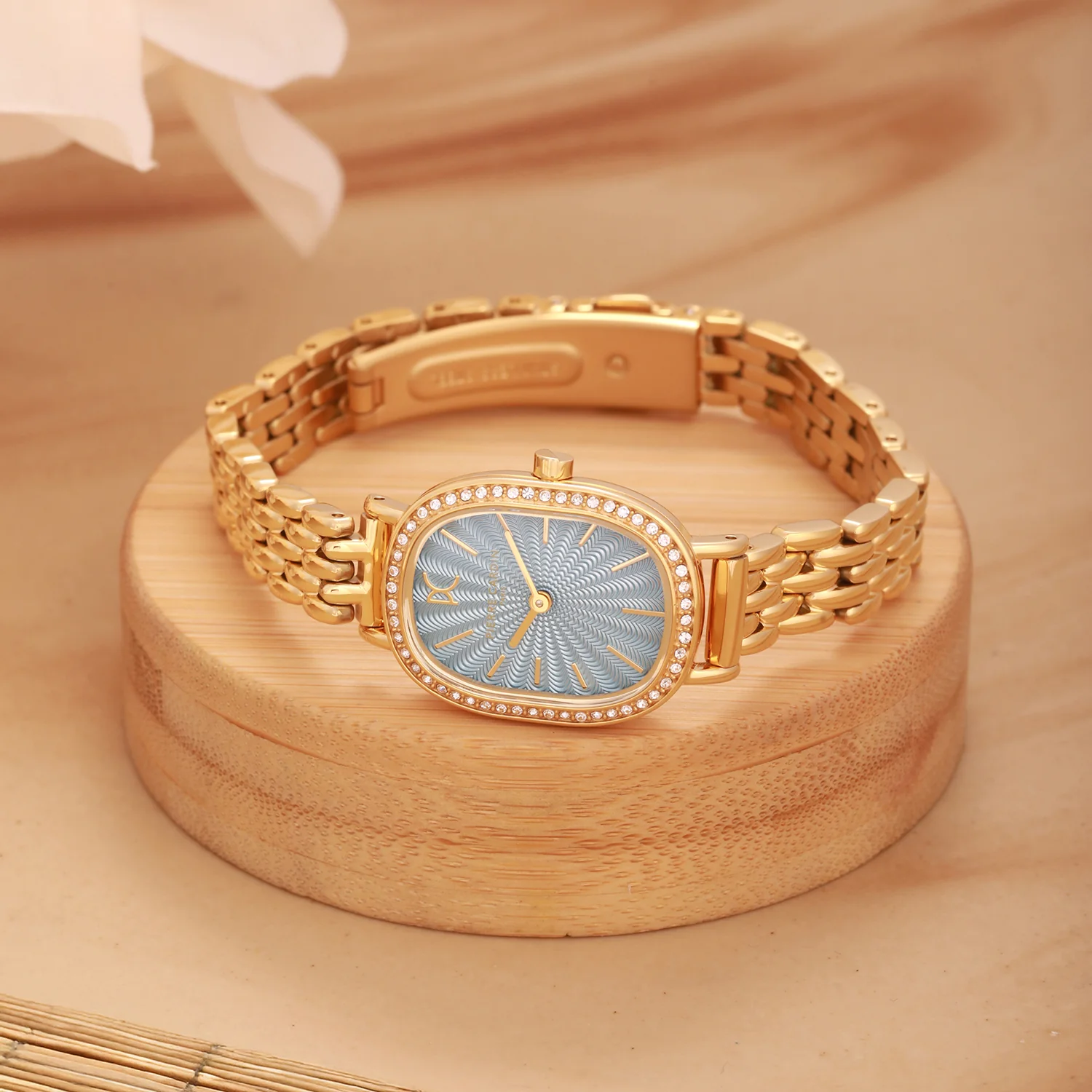 Belle Époque Lady 22mm - Gold with Gold Metal Strap - Image 5