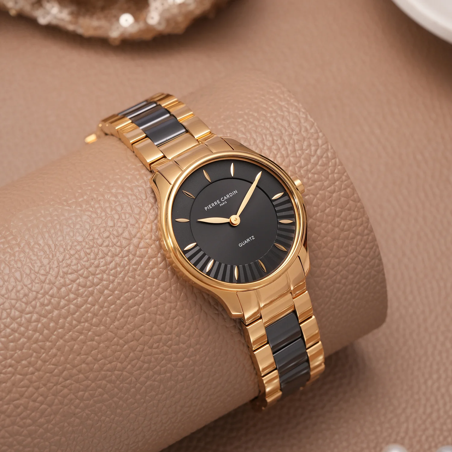 Élitaire Céramique Lady 32mm - Gold with Gold Metal Strap with Black Ceramic Links - Image 6