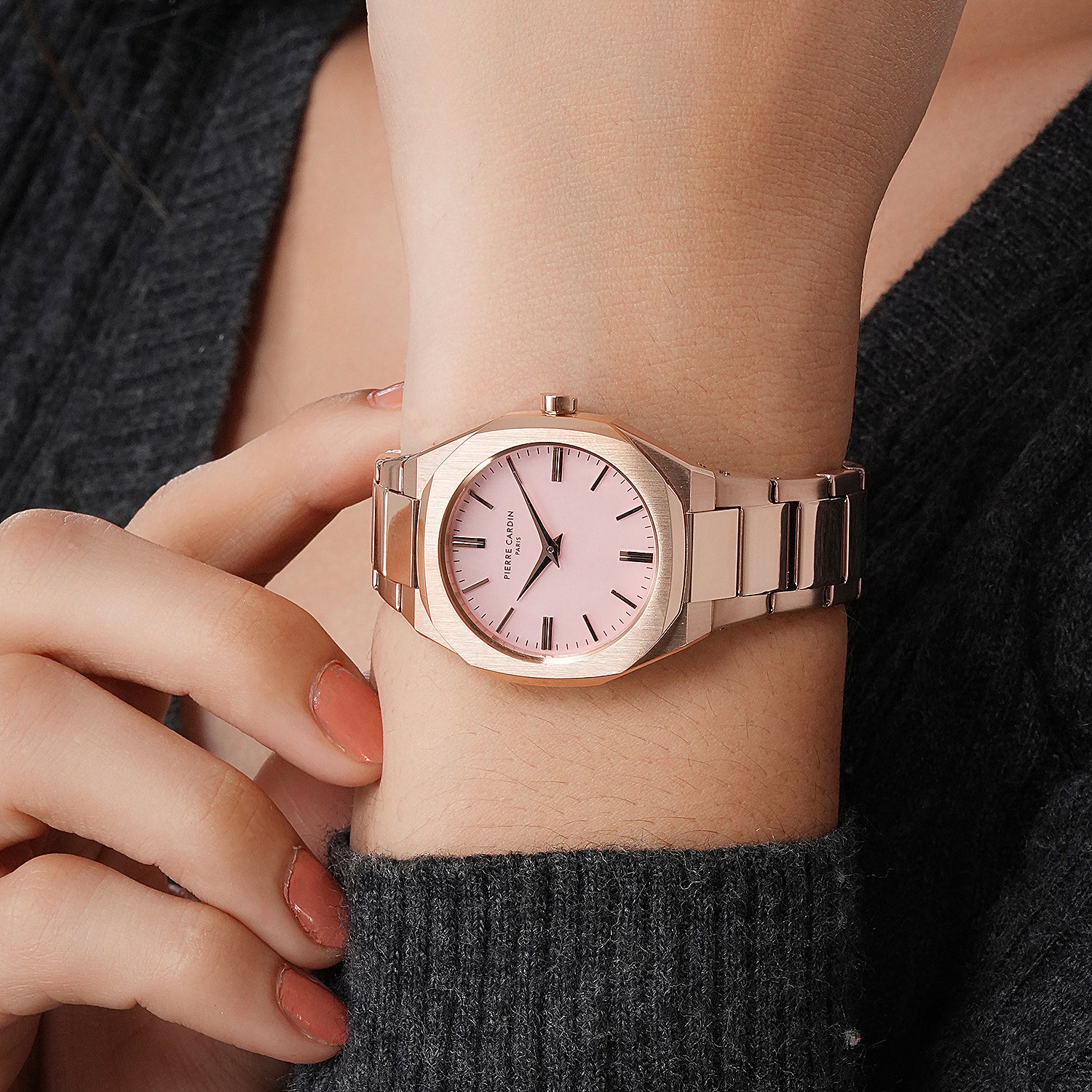 Maison 8 Chrysanthème Ladies’ Watch - Rose Gold Case, Pink Mother of Pearl Dial Look with Rose Gold Metal Strap - Image 7