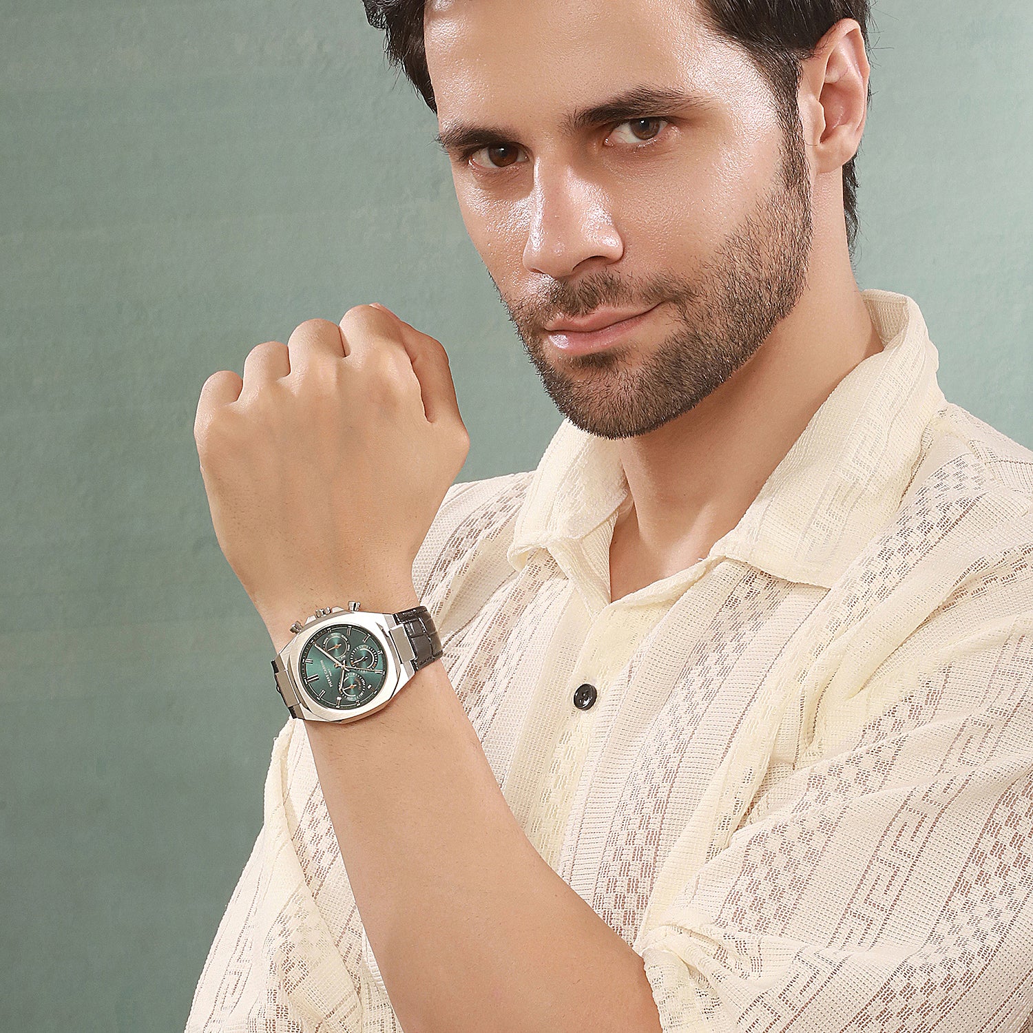 Maison 8 Vogue Men’s 42mm Stainless Steel Watch - Green Dial with Black Leather Strap - Image 8