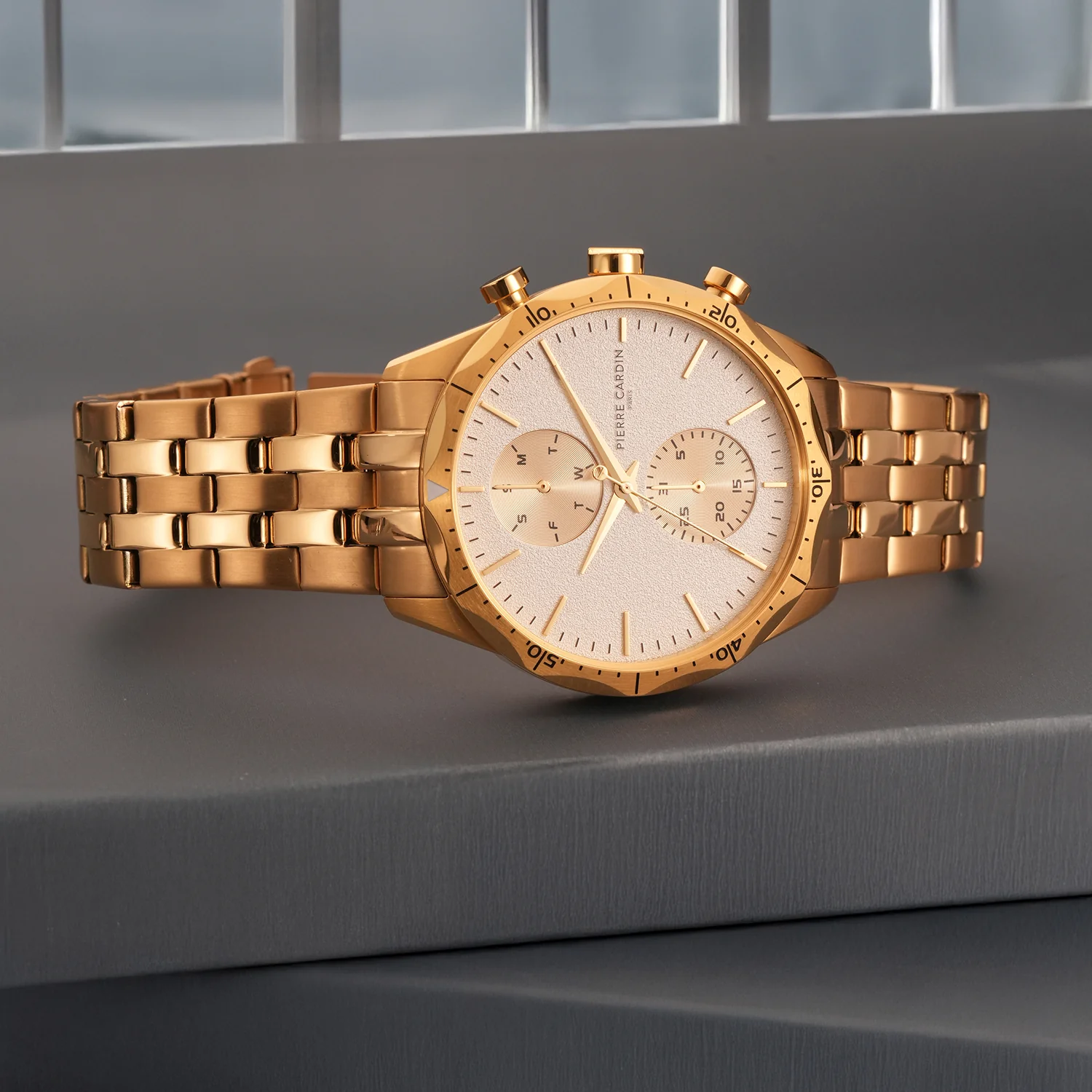 Heritage RacerTime Mens 43mm - Gold with Gold Metal Strap - Image 5