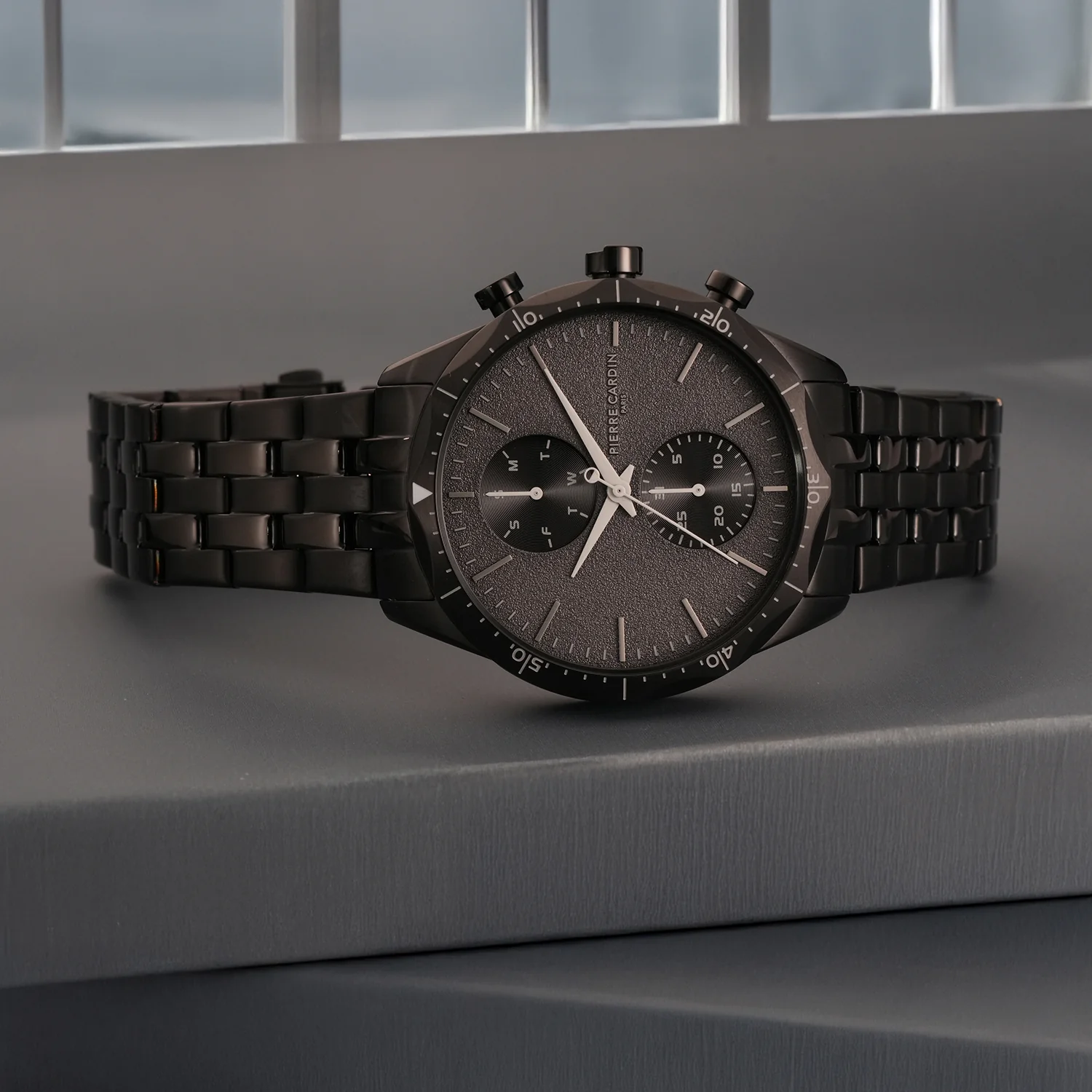 Heritage RacerTime Mens 43mm - IP Black with Stainless Steel Black Strap - Image 5