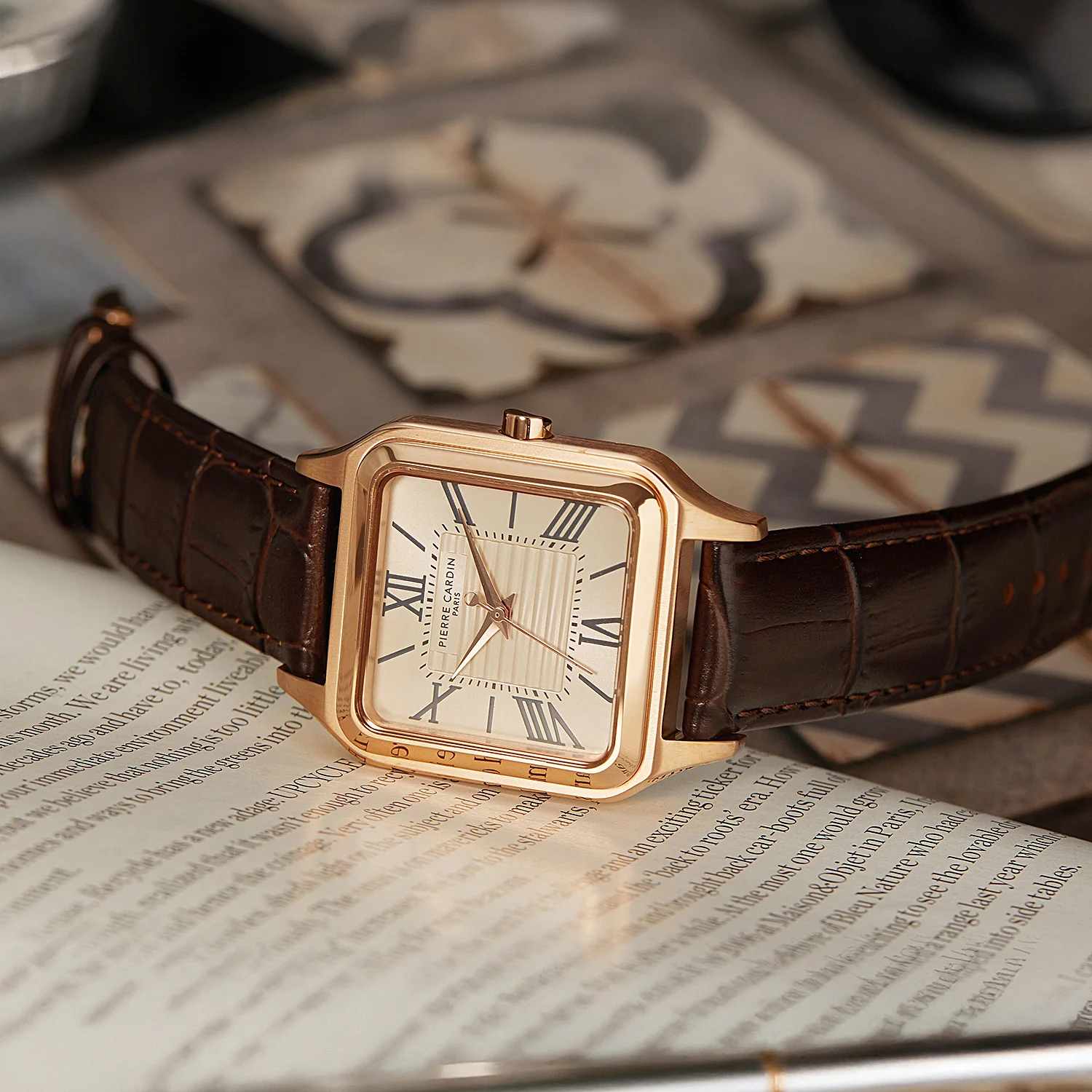 Ménilmontant Carré Men’s Square Watch - Rose Gold Case, Salmon Dial with Brown Leather Strap - Image 5