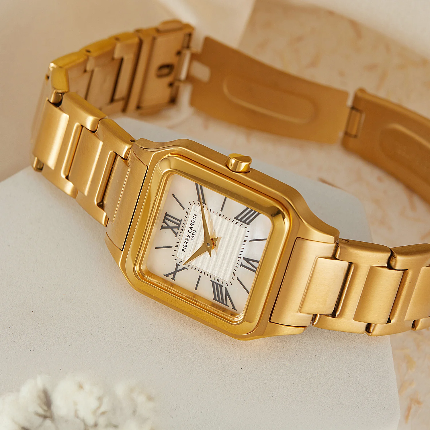 Ménilmontant Carré Women’s Square Watch - Gold Case, Champagne Dial with Gold Metal Strap - Image 5