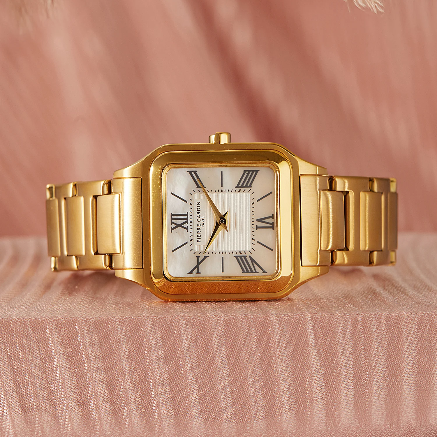 Ménilmontant Carré Women’s Square Watch - Gold Case, Champagne Dial with Gold Metal Strap - Image 6