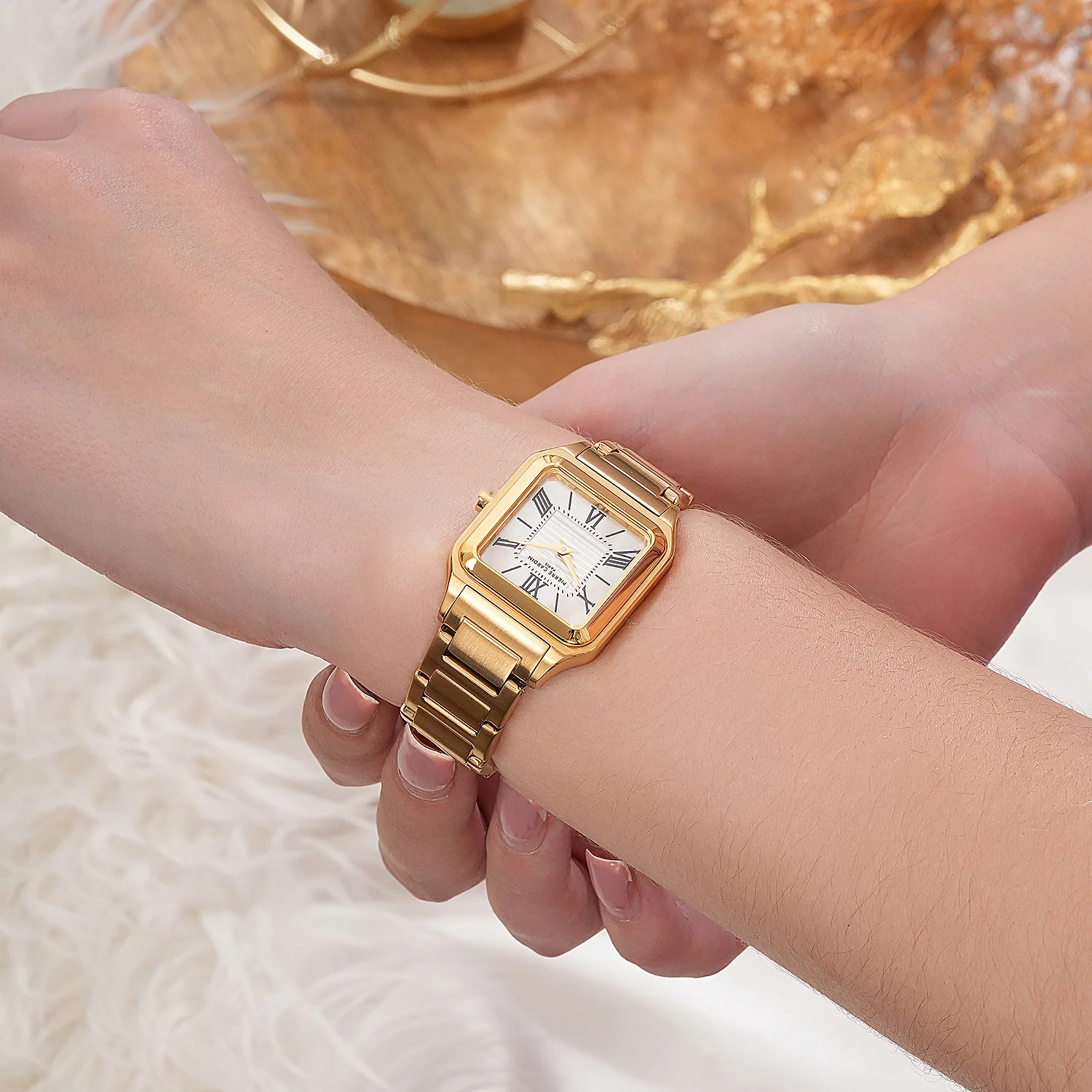Ménilmontant Carré Women’s Square Watch - Gold Case, Champagne Dial with Gold Metal Strap - Image 7