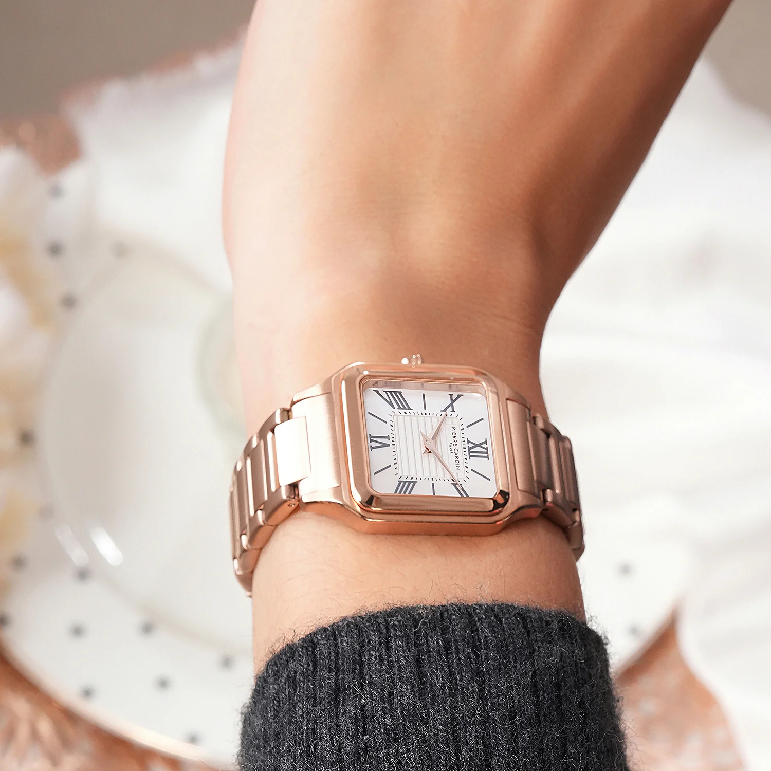 Ménilmontant Carré Women’s Square Watch - Rose Gold Case, White Mother of Pearl Look Dial with Rose Gold Metal Strap - Image 8