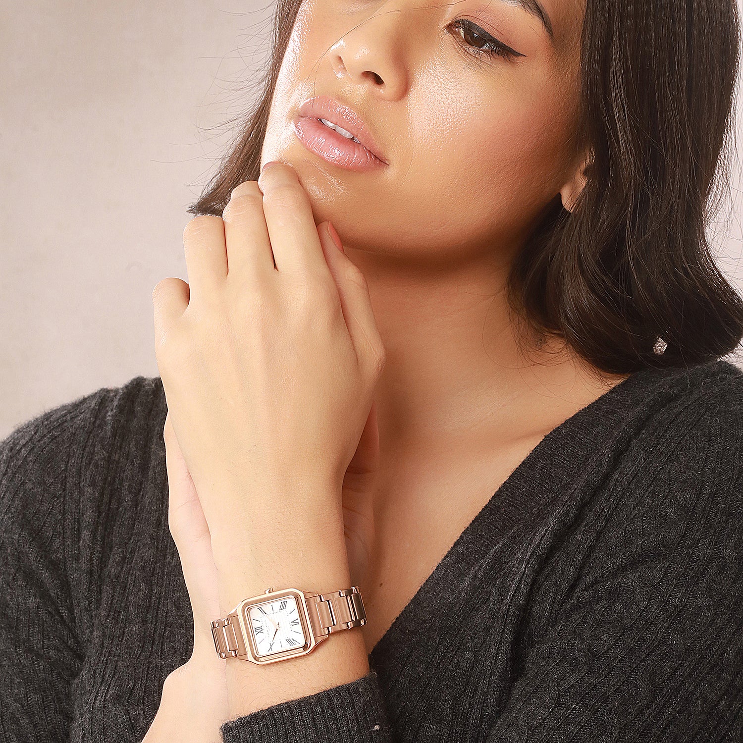 Ménilmontant Carré Women’s Square Watch - Rose Gold Case, White Mother of Pearl Look Dial with Rose Gold Metal Strap - Image 9