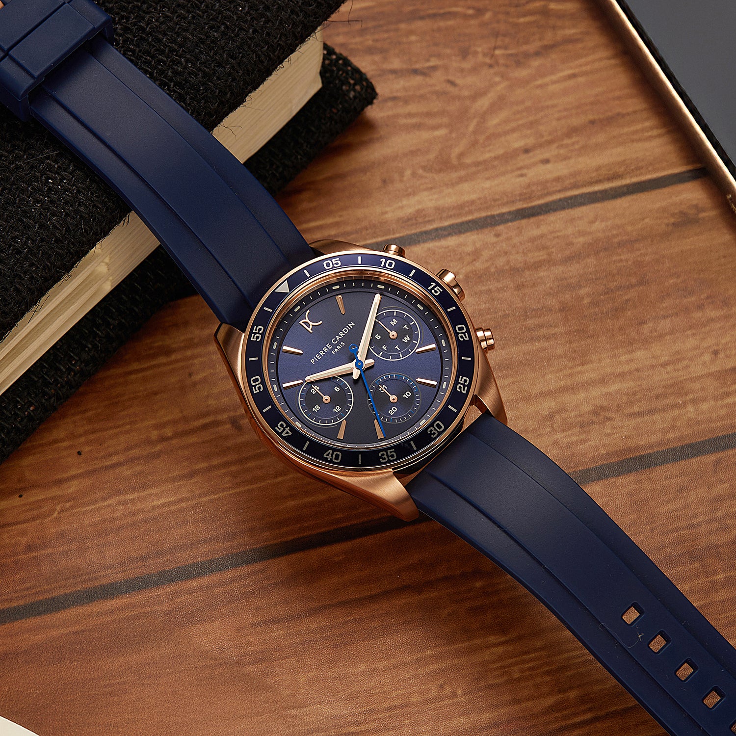 Nation Cristal Men’s 42mm Multifunction Watch - Rose Gold Case, Blue Dial, Blue Bezel with Blue Silicone Strap - Image 7