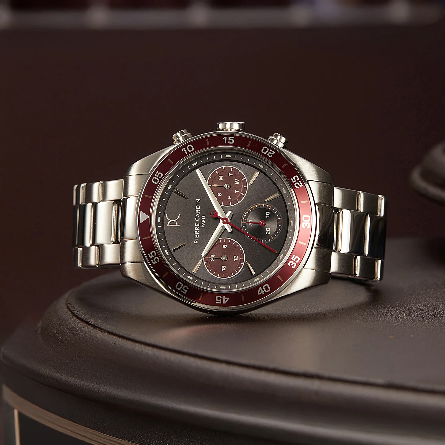 Nation Cristal Men’s 42mm Multifunction Watch - Silver Case, Black Dial with Wine Panda Eyes, Wine Bezel, and Silver Metal Strap - Image 6
