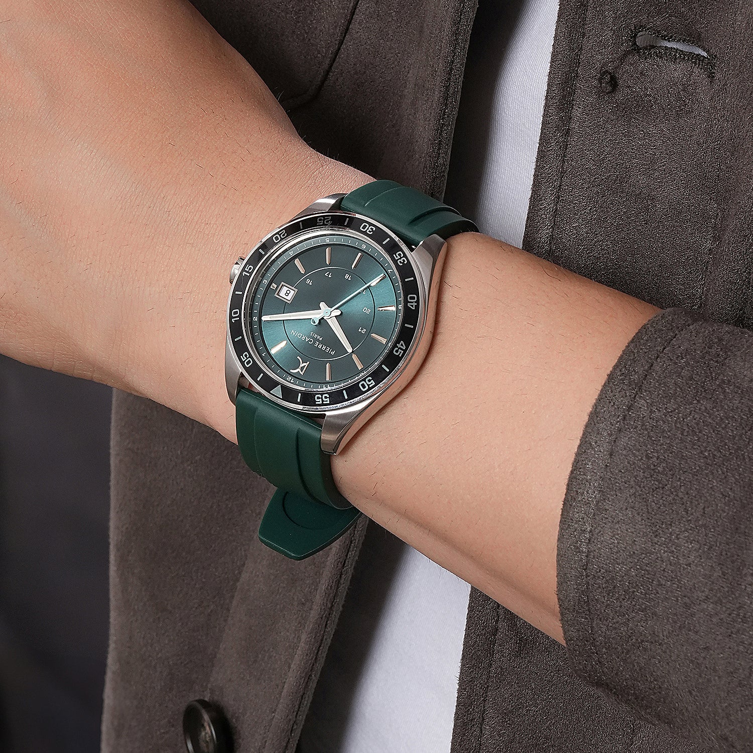 Nation Verre Men’s 42mm Sport Watch - Green Dial, Black Bezel with Green Silicone Strap - Image 8