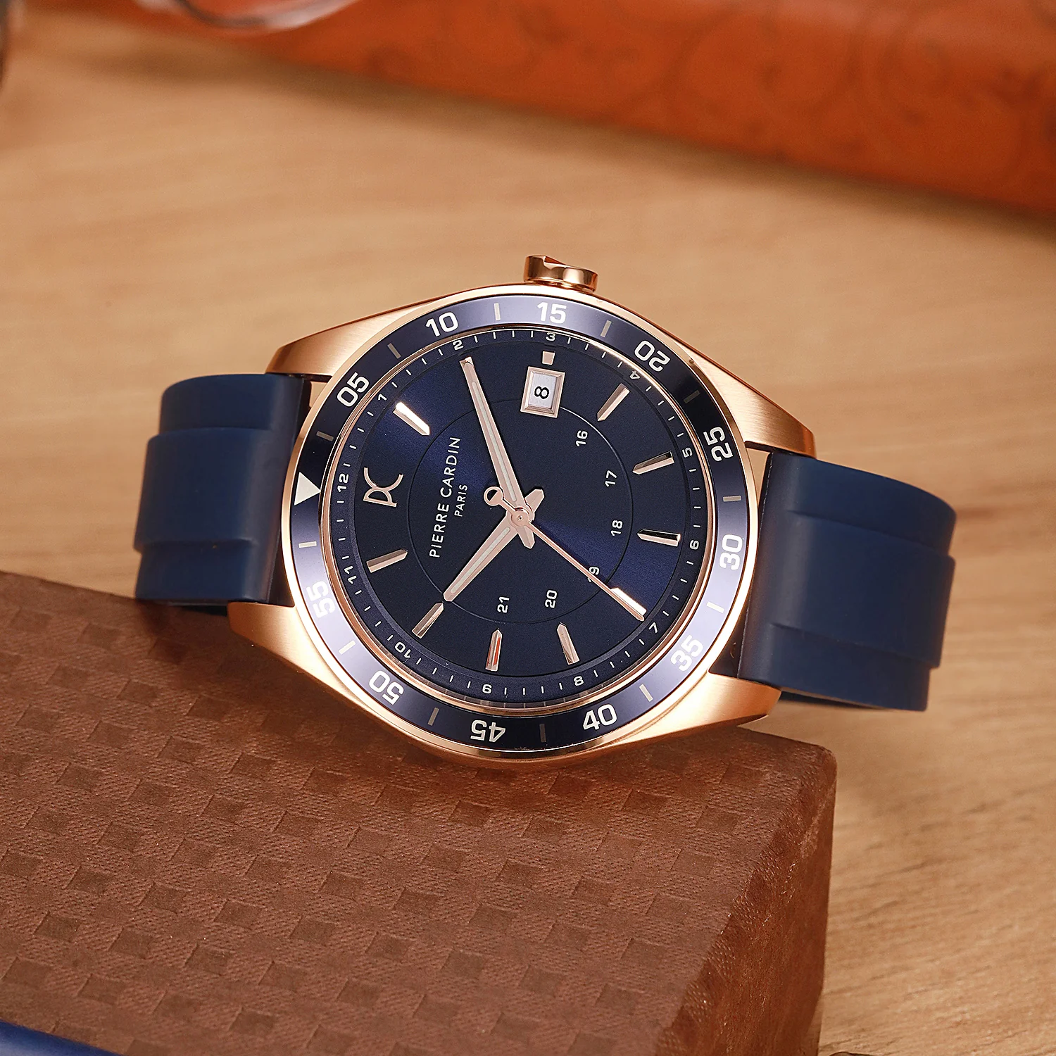 Nation Verre Men’s 42mm Sport Watch - Rose Gold Case, Blue Dial, Blue Bezel with Blue Silicone Strap - Image 5