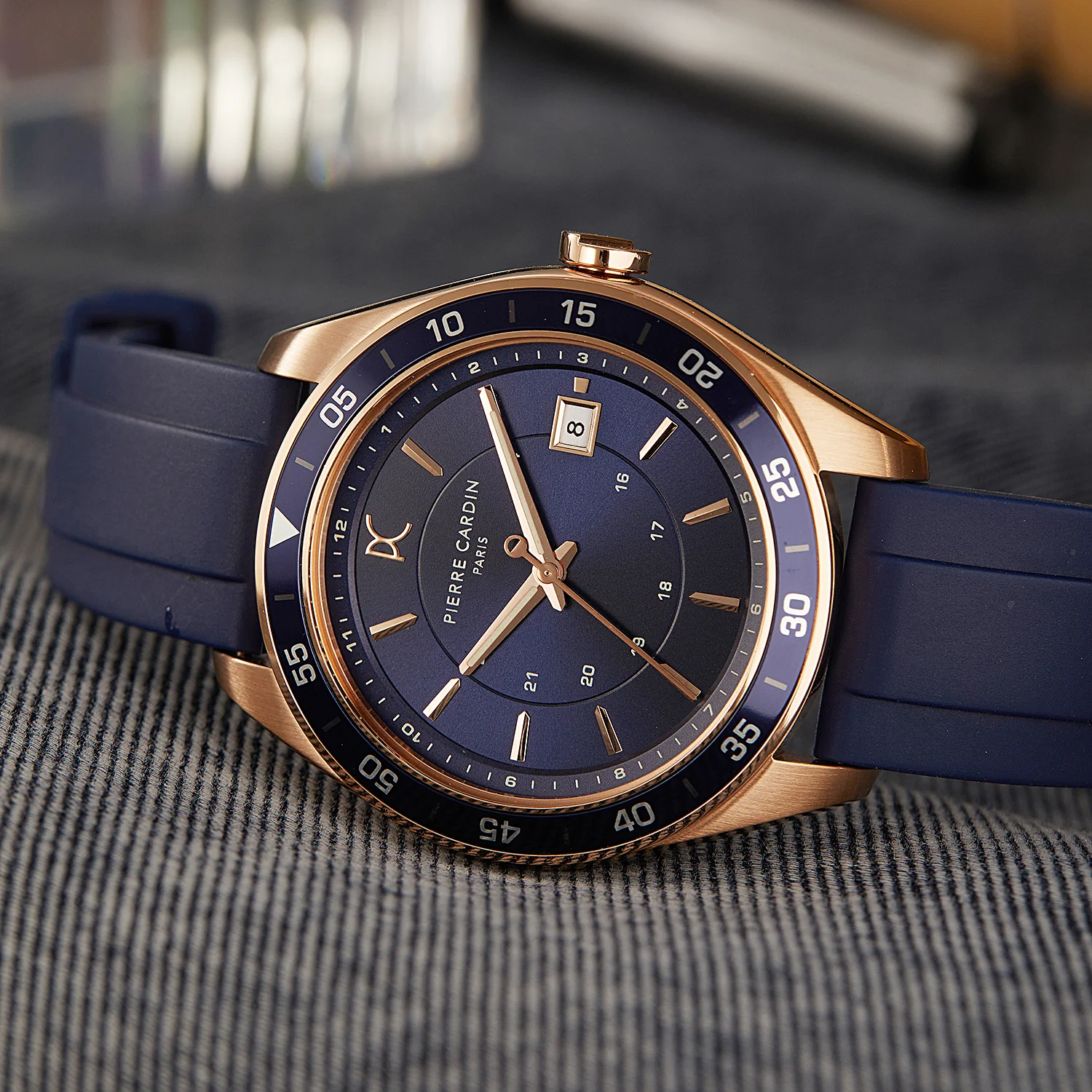 Nation Verre Men’s 42mm Sport Watch - Rose Gold Case, Blue Dial, Blue Bezel with Blue Silicone Strap - Image 6