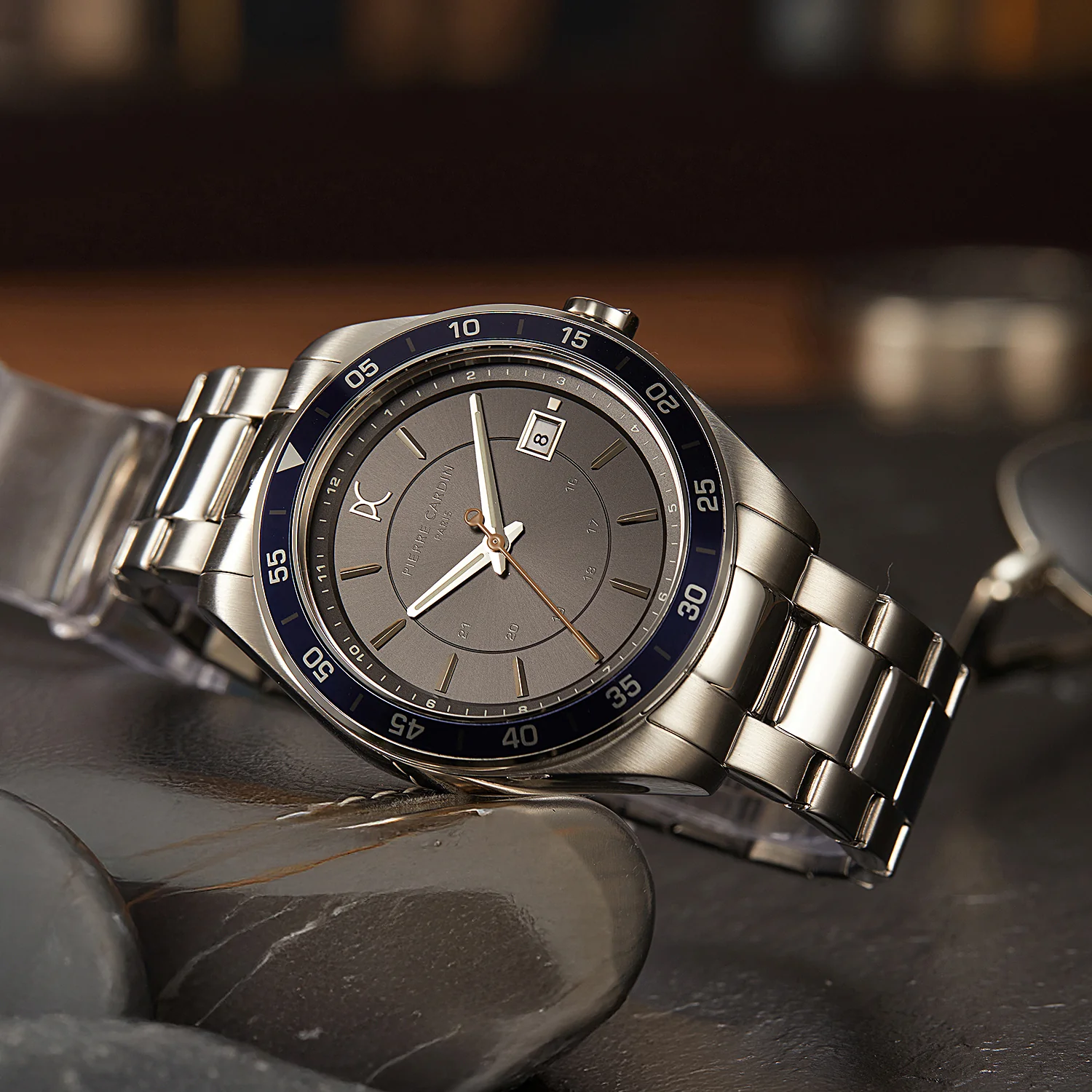 Nation Verre Men’s 42mm Sport Watch - Silver Case, Blue Bezel, Black Dial with Silver Metal Strap - Image 6
