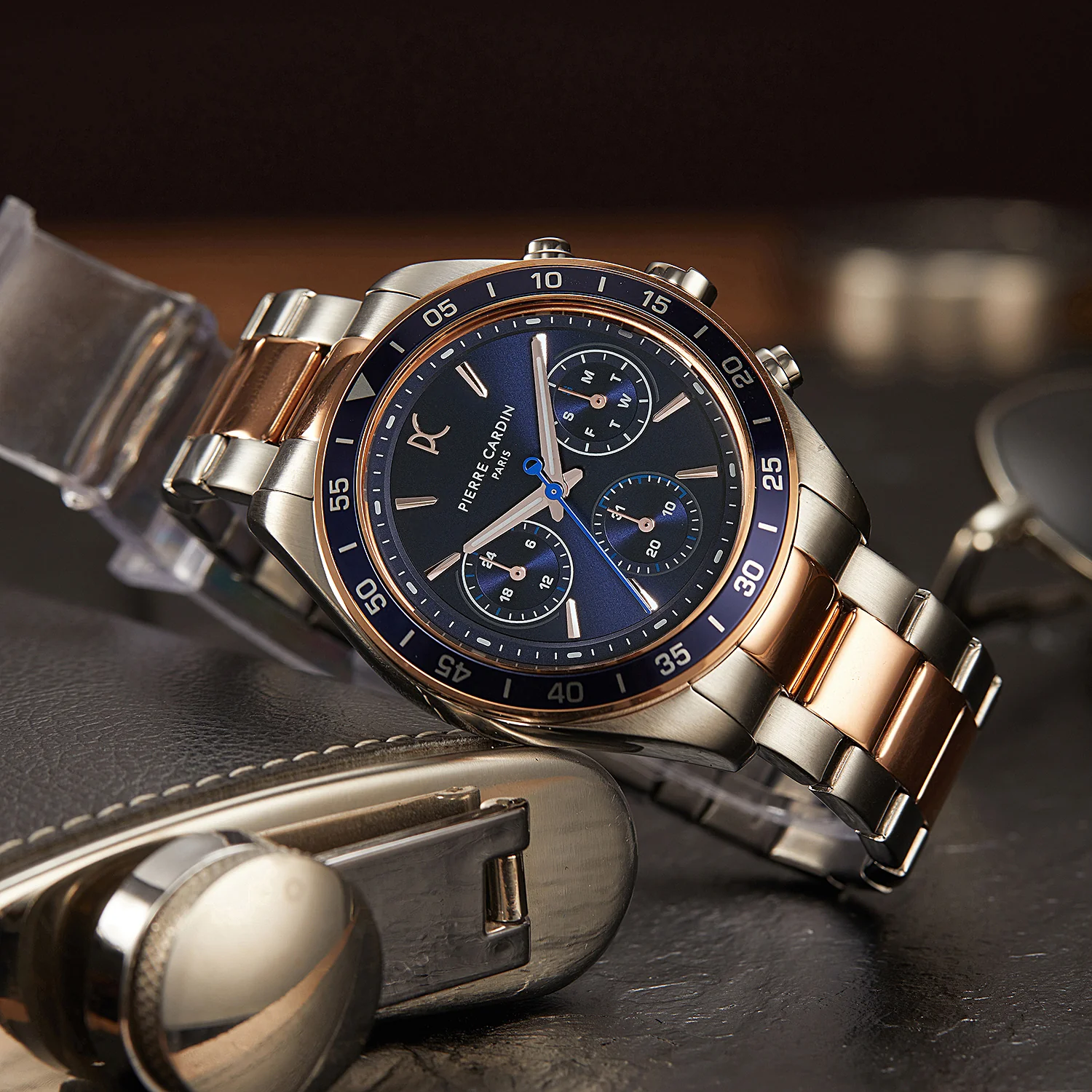 Nation Verre Men’s 42mm Sport Watch - Two-Tone Silver & Rose Gold Case, Blue Bezel, Blue Dial with Silver Metal Strap - Image 5