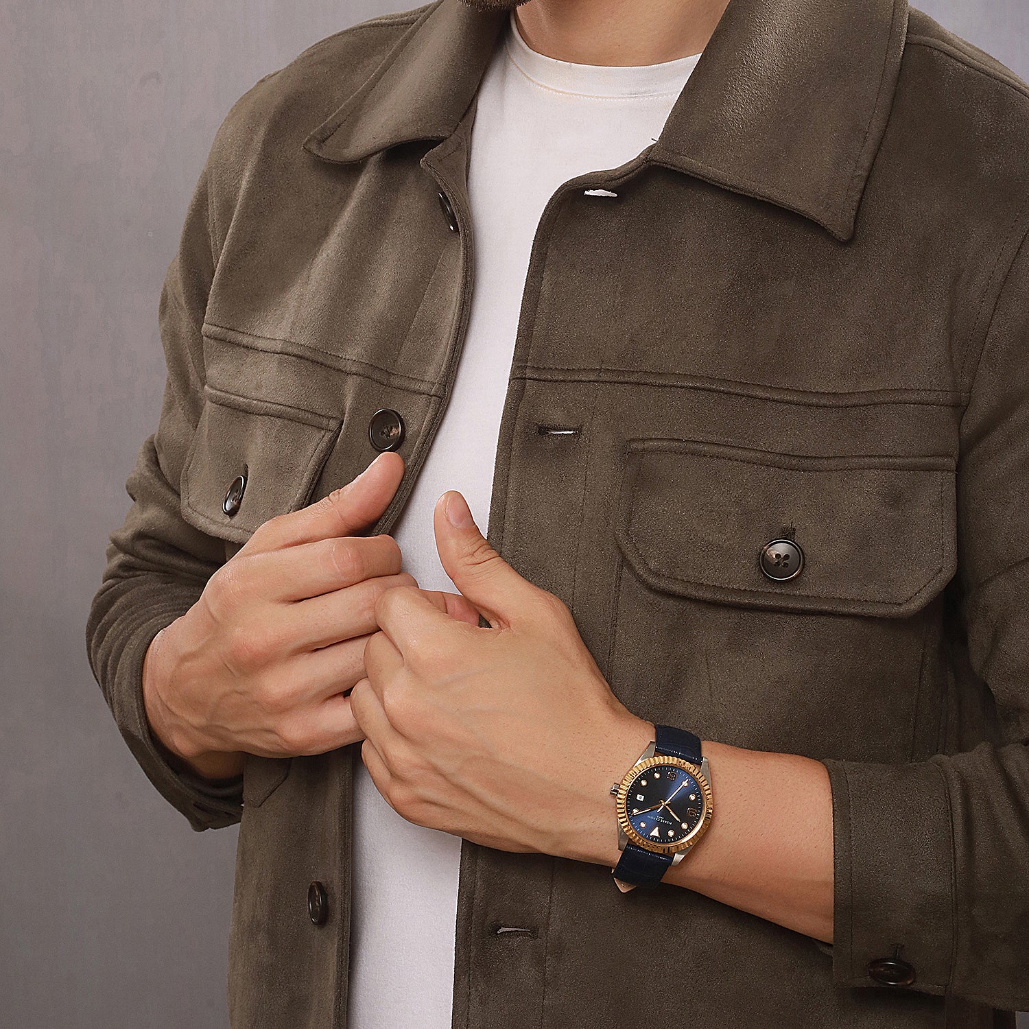 Opéra Timbre Men’s Watch - Two-Tone Case with Gold Bezel, Blue Dial with Gold Markers, and Blue Leather Strap - Image 8