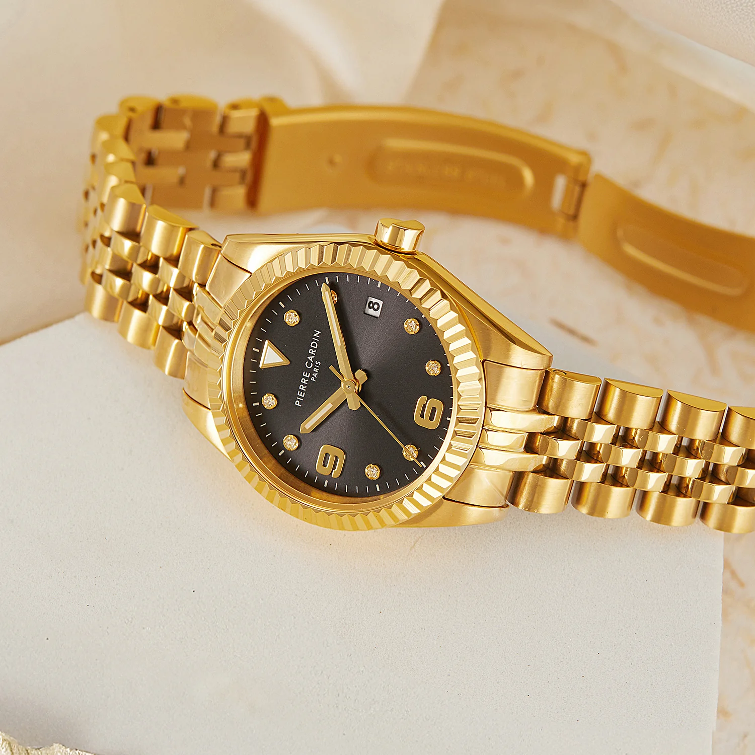 Opéra Timbre Women’s Watch - Gold Case, Black Dial with Crystal Indexes and Gold Jubilee Strap - Image 6