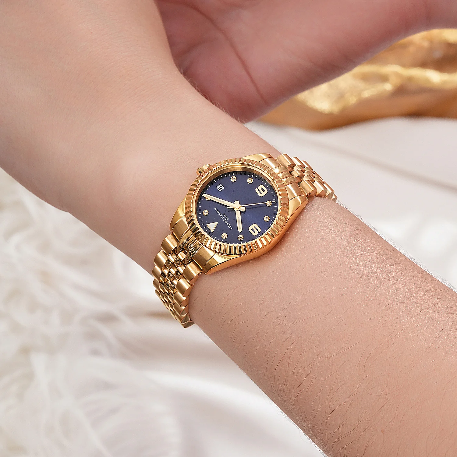 Opéra Timbre Women’s Watch - Gold Case, Blue Dial with Crystal Indexes and Gold Jubilee Strap - Image 5