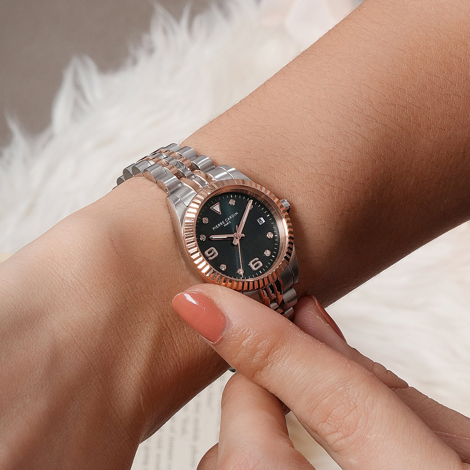 Opéra Timbre Women’s Watch - Two-Tone Rose Gold & Silver Case, Dark Green Dial with Crystal Indexes and Two-Tone Jubilee Strap - Image 8