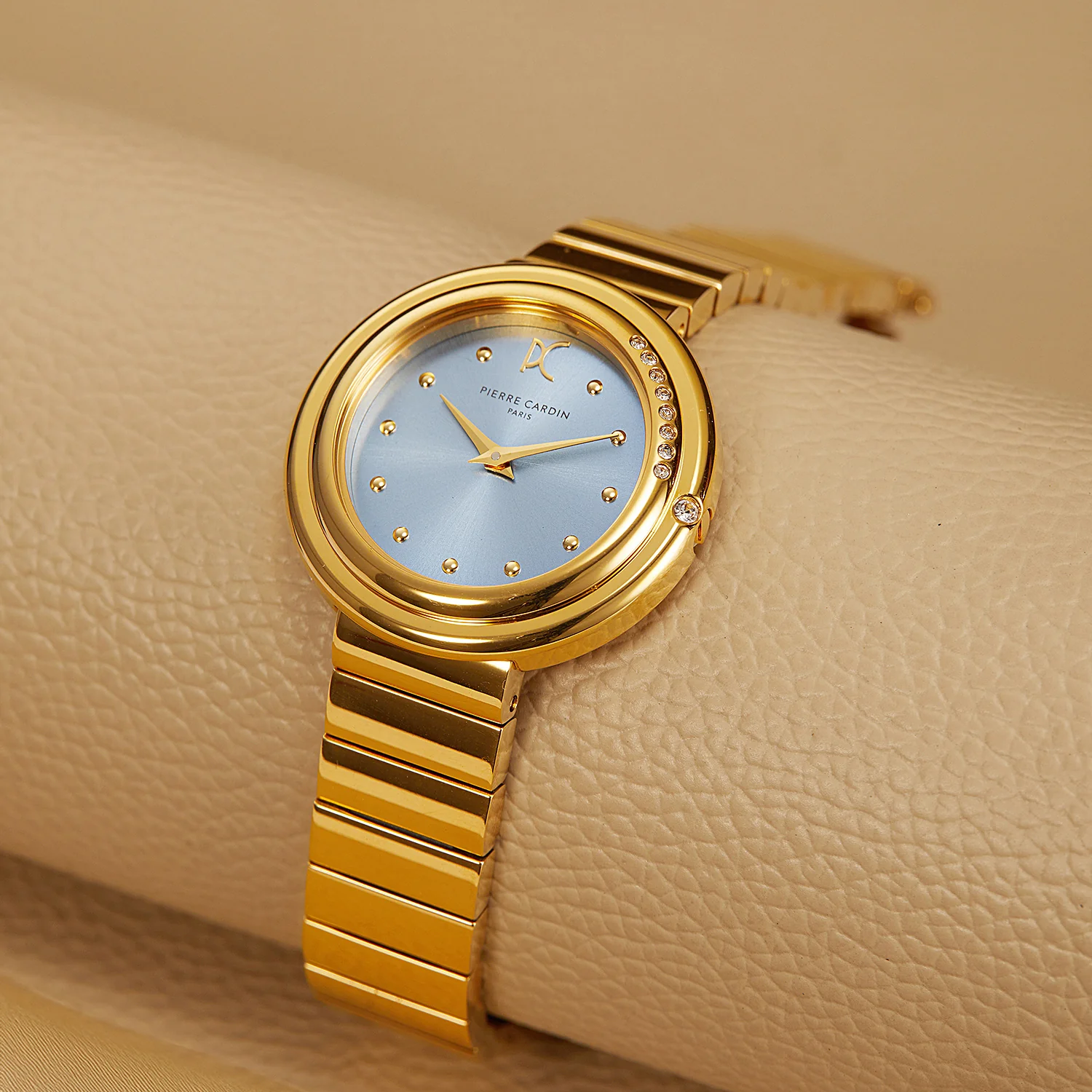Passy Météore Ladies’ Watch - Gold Case with Clear Sky Dial, Crystal Bezel, and Metal Link Strap - Image 7