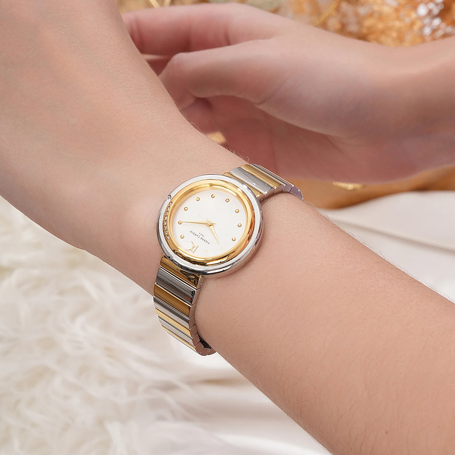 Passy Météore Ladies’ Watch - Two-Tone Gold & Silver Case with Silver White Dial, Crystal Bezel, and Metal Link Strap - Image 8