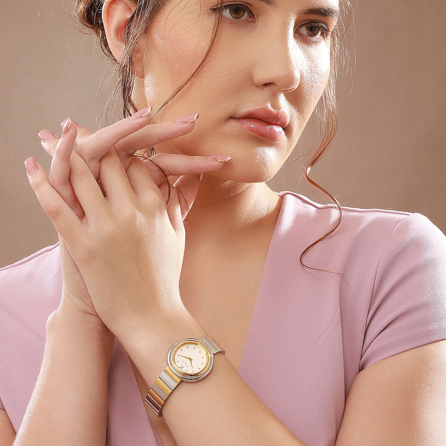 Passy Météore Ladies’ Watch - Two-Tone Gold & Silver Case with Silver White Dial, Crystal Bezel, and Metal Link Strap - Image 9