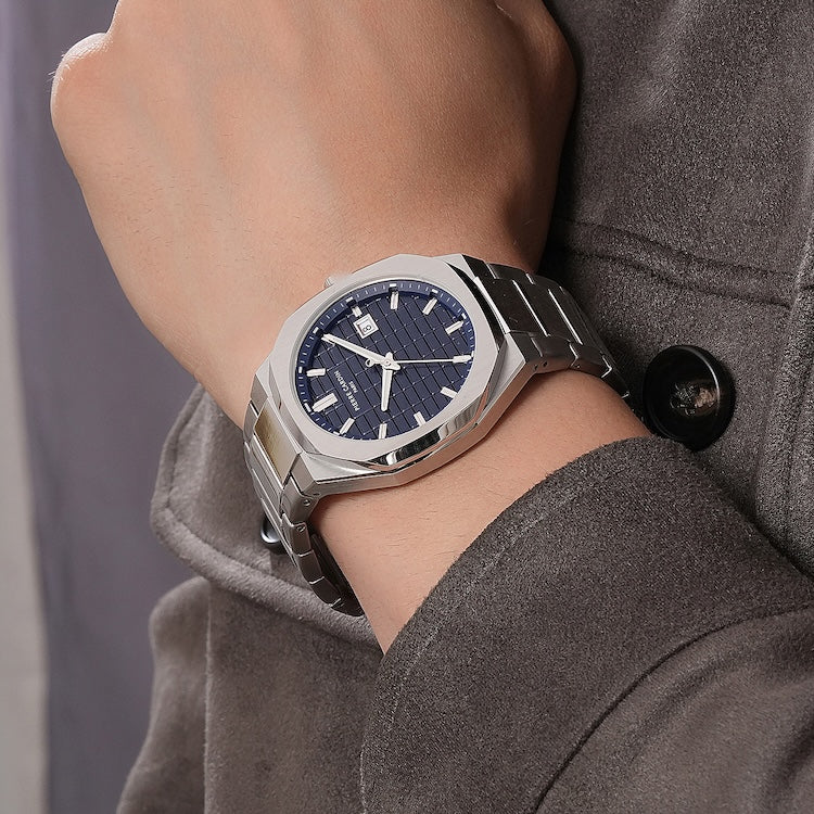 Maison 8 Checkers Men’s 42mm Stainless Steel Watch - Blue Checkered Dial with Metal Strap - Image 8