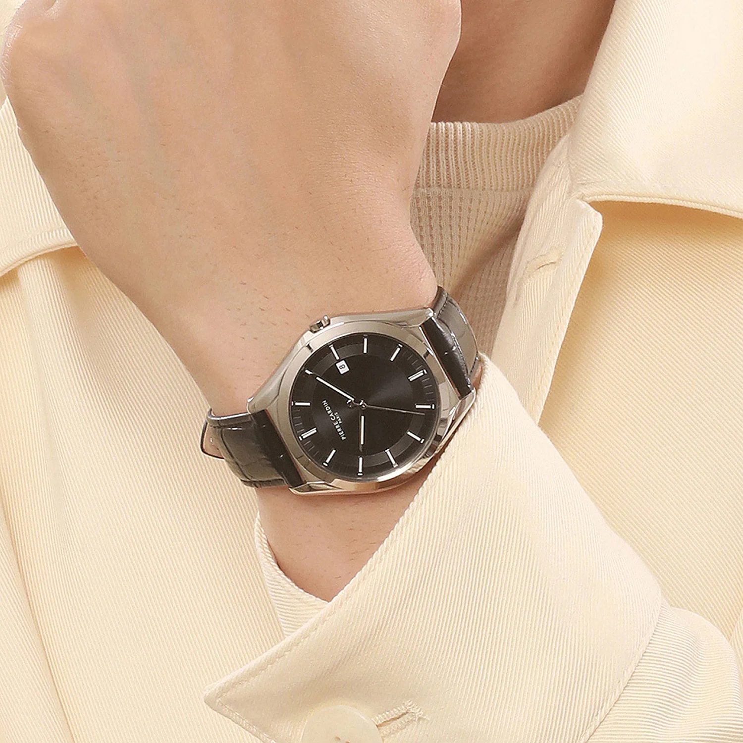 Vaugirard Aréne Men’s 42mm Classic Watch - Silver Case, Black Dial with Black Leather Strap - Image 7