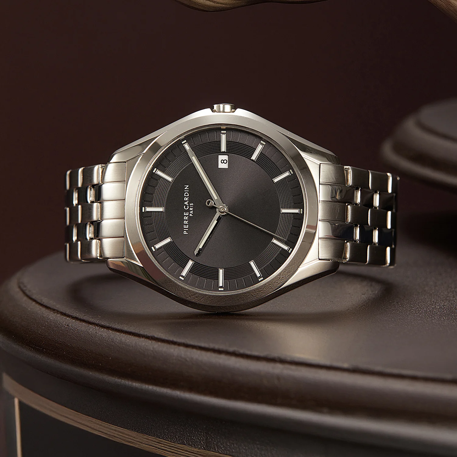 Vaugirard Aréne Men’s 42mm Classic Watch - Silver Case, Black Dial with Silver Metal Strap - Image 6