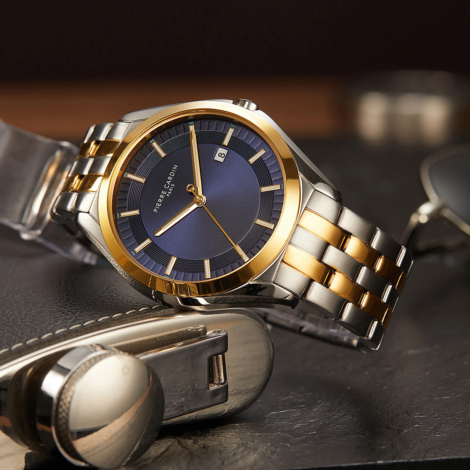 Vaugirard Aréne Men’s 42mm Classic Watch - Two-Tone Gold & Silver Case, Blue Dial with Silver Metal Strap - Image 6